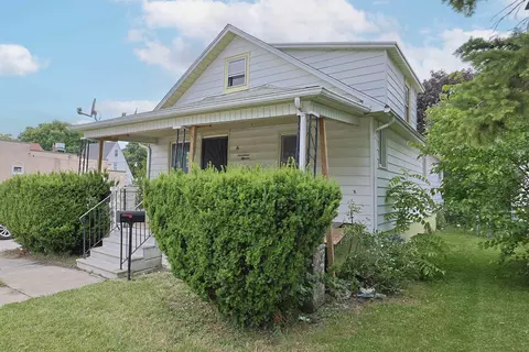 1711 Columbus, Bay City, MI 48708
