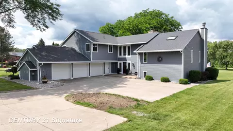 7492 River, Flushing, MI 48433