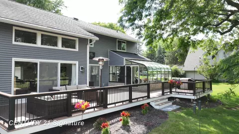 Exterior - 7492 River, Flushing, MI 48433 photo 7 of 16