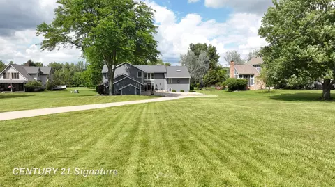 7492 River, Flushing, MI 48433