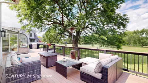 Exterior - 7492 River, Flushing, MI 48433 photo 14 of 16