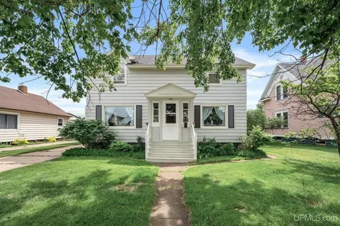 1008 Baldwin, Negaunee, MI 49866