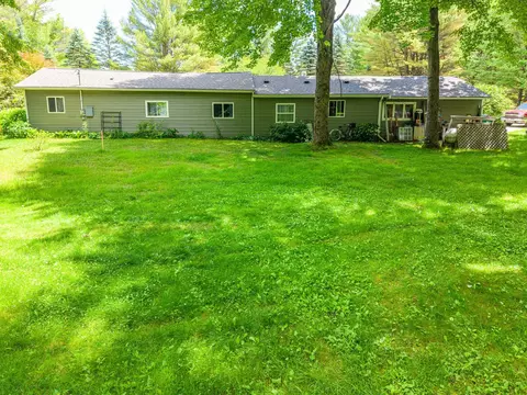 Exterior - 362 Beech, Gladwin, MI 48624 photo 5 of 17