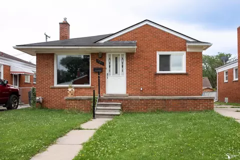 735 Detroit, Lincoln Park, MI 48146