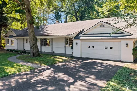 Exterior - 1417 Longfellow, Temperance, MI 48182 photo 2 of 9