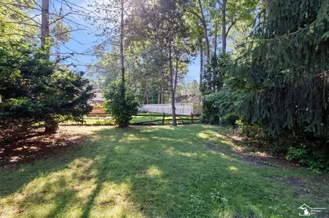 Exterior - 1417 Longfellow, Temperance, MI 48182 photo 6 of 9