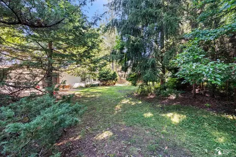 Exterior - 1417 Longfellow, Temperance, MI 48182 photo 3 of 9