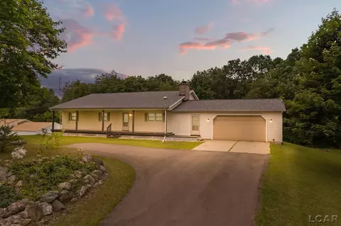 2010 S Kane, Stockbridge, MI 49285