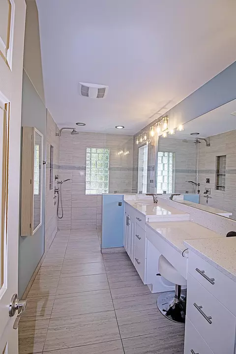 Bath - 21175 Briar Rose, Macomb, MI 48044 photo 4 of 11
