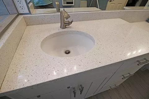 Bath - 21175 Briar Rose, Macomb, MI 48044 photo 7 of 11