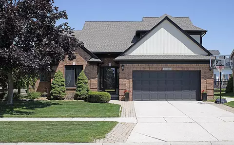 21175 Briar Rose, Macomb, MI 48044
