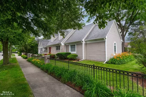 Exterior - 20675 Morningside, Grosse Pointe, MI 48236 photo 4 of 6