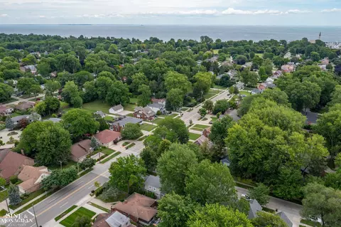 View/Area - 20675 Morningside, Grosse Pointe, MI 48236 photo 4 of 5