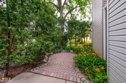 Exterior - 20675 Morningside, Grosse Pointe, MI 48236 photo 3 of 6