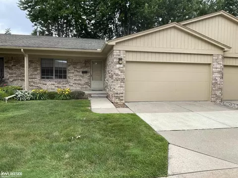 41625 Janet, Clinton Township, MI 48038