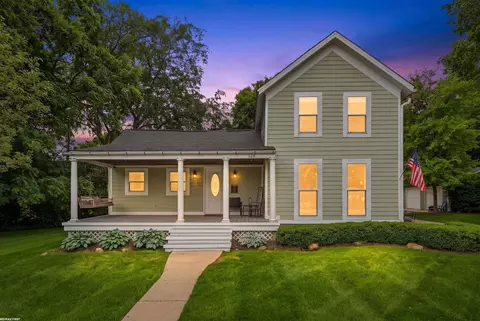 125 W Gates, Romeo, MI 48065