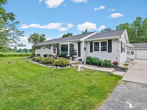 5353 School, Petersburg, MI 49270