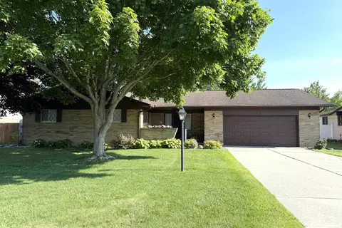 2432 Kopka, Bay City, MI 48708