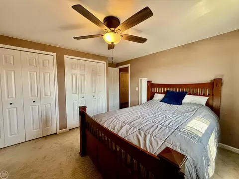 Bedroom - 47043 Sanborn, Macomb, MI 48044 photo 7 of 9