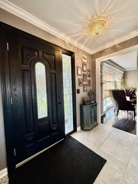 Entry Way - 47043 Sanborn, Macomb, MI 48044 photo 1 of 6