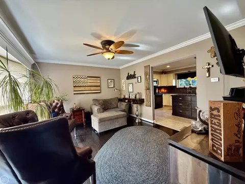 Living - 47043 Sanborn, Macomb, MI 48044 photo 3 of 8