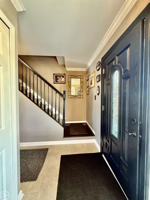 Entry Way - 47043 Sanborn, Macomb, MI 48044 photo 2 of 6