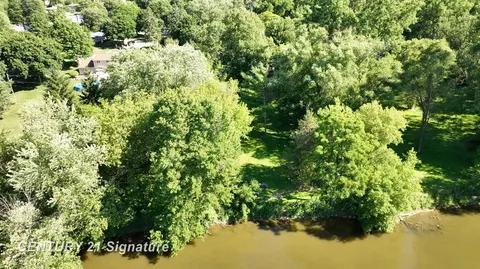 View/Area - 217 Dutch Ml, Flushing, MI 48433 photo 5 of 11
