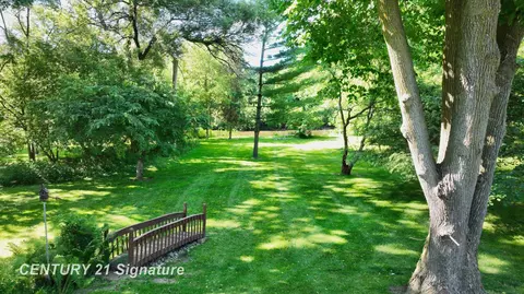 Exterior - 217 Dutch Ml, Flushing, MI 48433 photo 20 of 25