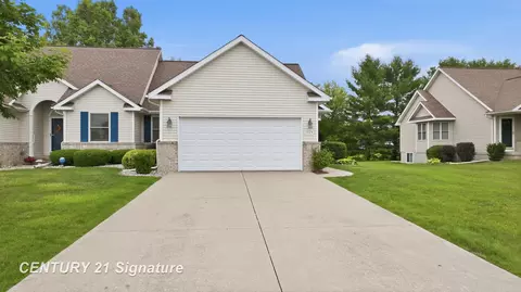 1324 Carpathian, Clio, MI 48420