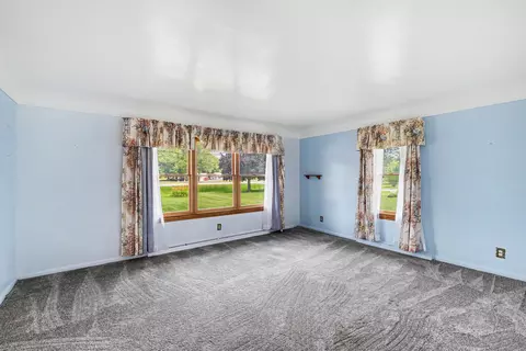 Living - 8155 Corunna, Flint, MI 48532 photo 3 of 3