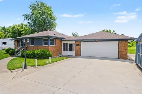 8155 Corunna, Flint, MI 48532