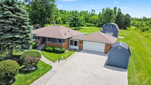 View/Area - 8155 Corunna, Flint, MI 48532 photo 1 of 8