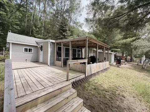 961 Lake, Harrison, MI 48625