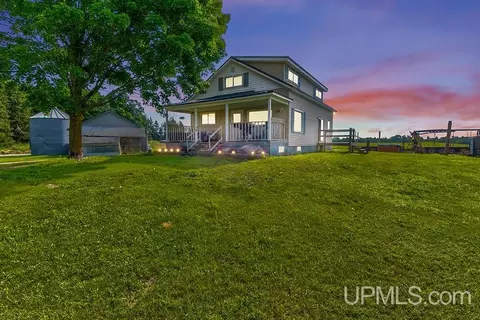6980 E Bark, River, MI 49807