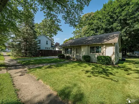 220 Raisin, Deerfield, MI 49238