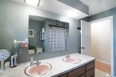 904 Custer, Monroe, MI 48161 photo 32