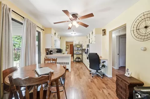 904 Custer, Monroe, MI 48161 photo 14