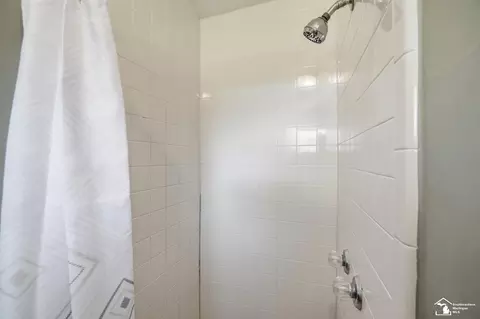 904 Custer, Monroe, MI 48161 photo 35