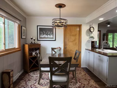 Dining - 205 Seilo, Ishpeming, MI 49849 photo 5 of 7