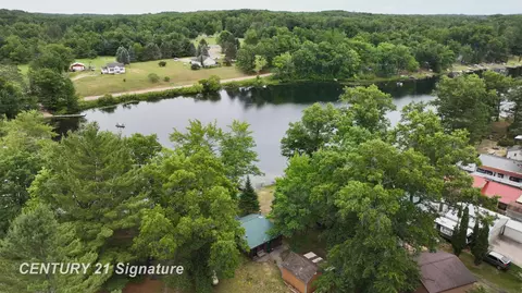 View/Area - 751 E Long Lk, Harrison, MI 48625 photo 8 of 12