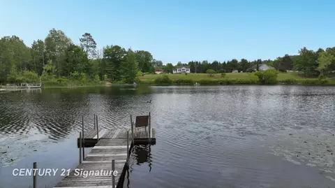 View/Area - 751 E Long Lk, Harrison, MI 48625 photo 2 of 12