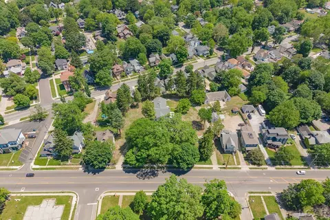 View/Area - 411 S Main, Adrian, MI 49221 photo 3 of 7