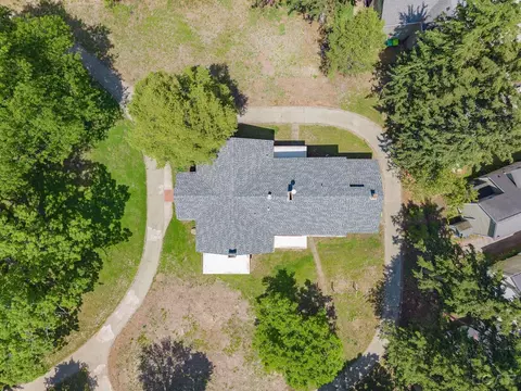 View/Area - 411 S Main, Adrian, MI 49221 photo 2 of 7