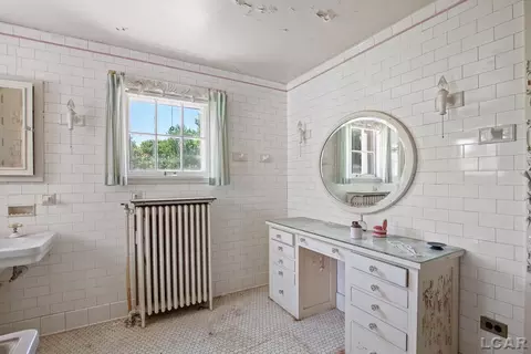 Bath - 411 S Main, Adrian, MI 49221 photo 3 of 3