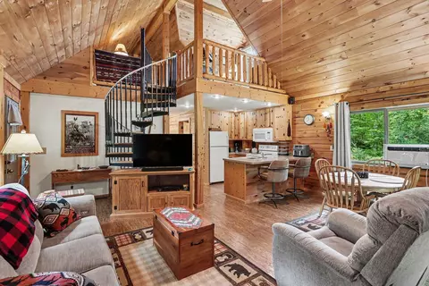 Living - 259 Hatchery, Farwell, MI 48622 photo 4 of 6
