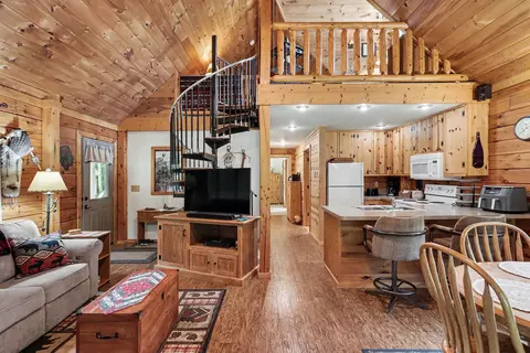 Living - 259 Hatchery, Farwell, MI 48622 photo 6 of 6