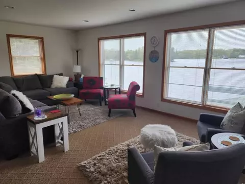 Living - 567 Mary, Harrison, MI 48625 photo 10 of 12