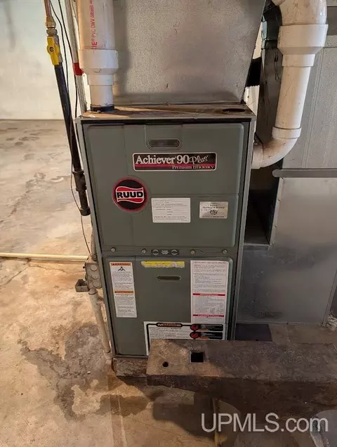 Other - 606 Mcclellan, Rockland, MI 49960 photo 12 of 14