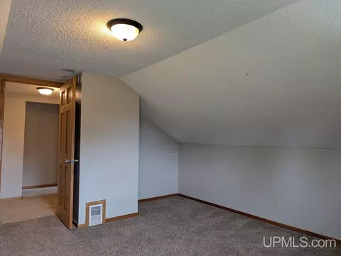 Bedroom - 606 Mcclellan, Rockland, MI 49960 photo 1 of 3