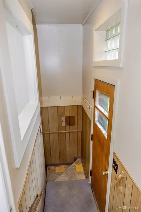 802 Palms, Ishpeming, MI 49849 photo 35